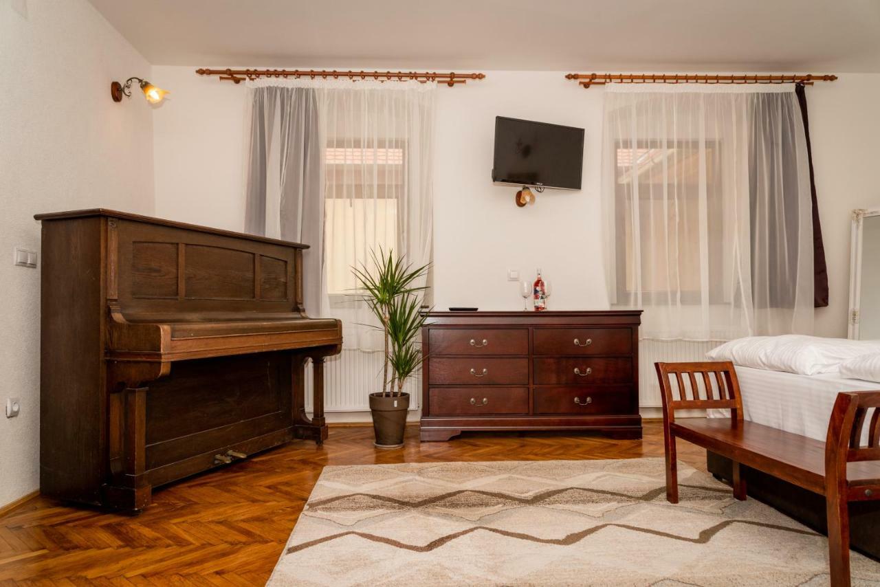 Musik Apartments Old Town Sibiu Esterno foto