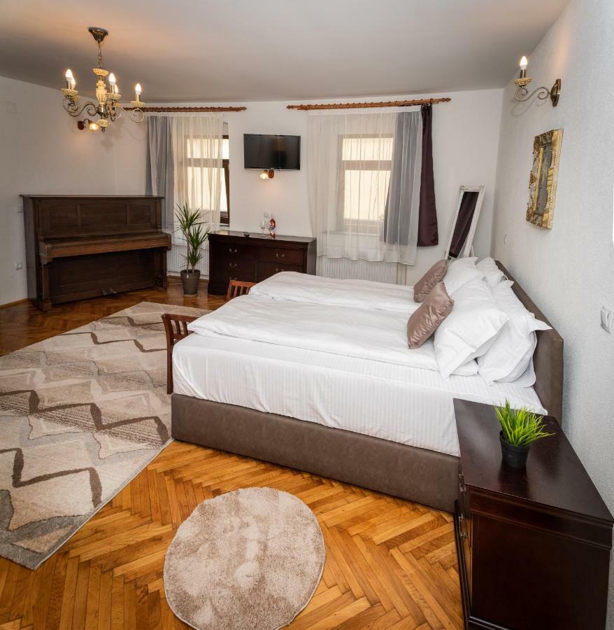 Musik Apartments Old Town Sibiu Esterno foto