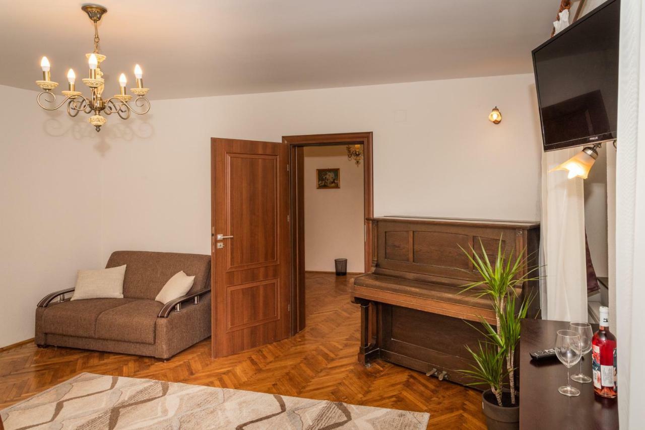 Musik Apartments Old Town Sibiu Esterno foto