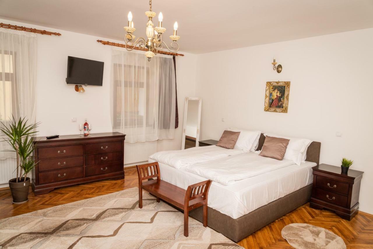Musik Apartments Old Town Sibiu Esterno foto