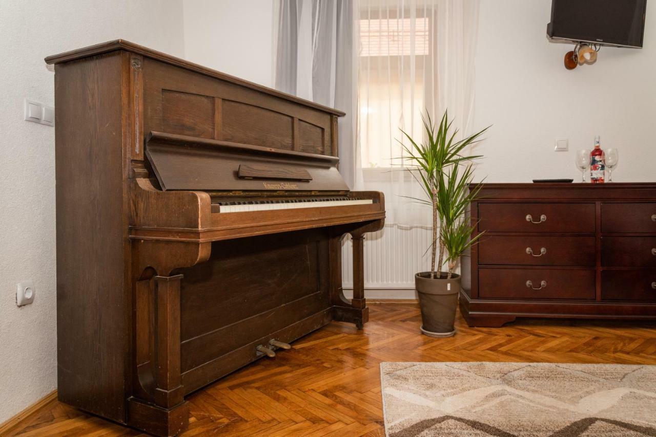 Musik Apartments Old Town Sibiu Esterno foto