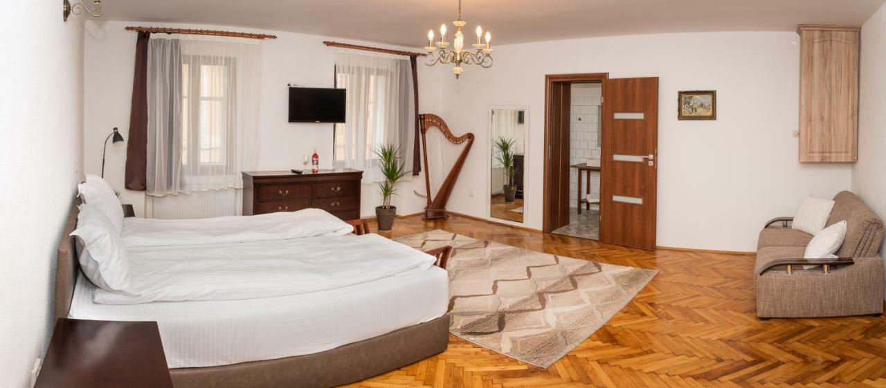 Musik Apartments Old Town Sibiu Esterno foto